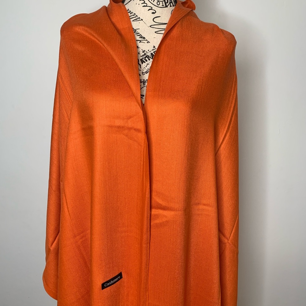 Pashmina - Picture 2 of 5